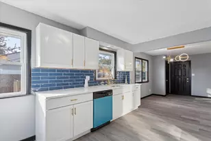 17641 Burnham Ave, Lansing, IL 60438 - Photo 8