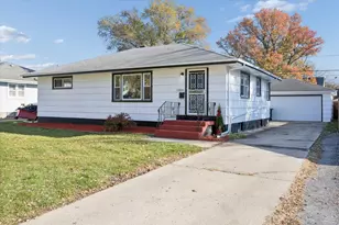 17641 Burnham Ave, Lansing, IL 60438 - Photo 2