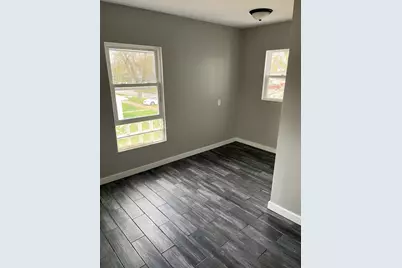 [Address not provided], Streator, IL 61364 - Photo 4