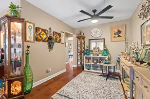 730 N Briar Hill Ln, Addison, IL 60101 - Photo 6