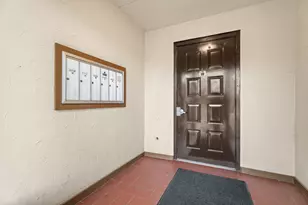 730 N Briar Hill Ln, Addison, IL 60101 - Photo 14