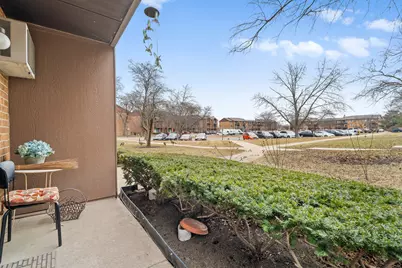 730 N Briar Hill Lane #1, Addison, IL 60101 - Photo 4