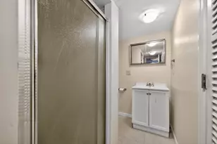 720 E Harrison Ave, Wheaton, IL 60187 - Photo 22