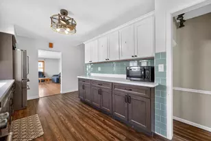 720 E Harrison Ave, Wheaton, IL 60187 - Photo 8