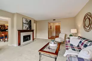 3525 S Cass Ct, Oak Brook, IL 60523 - Photo 6
