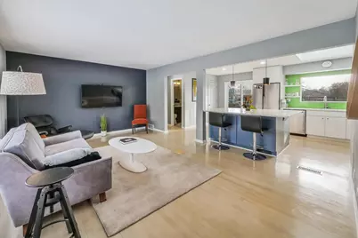 21W051 Woodview Drive, Itasca, IL 60143 - Photo 4