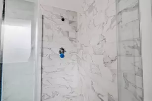 21W051 Woodview Dr, Itasca, IL 60143 - Photo 16