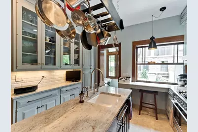 1201 E 56th Street, Chicago, IL 60637 - Photo 12