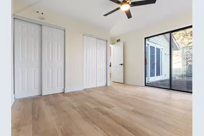 215 Apple Hill Lane, Streamwood, IL 60107 - Photo 10