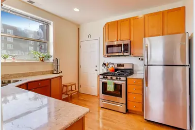 1524 W Fargo Avenue #3N, Chicago, IL 60626 - Photo 10