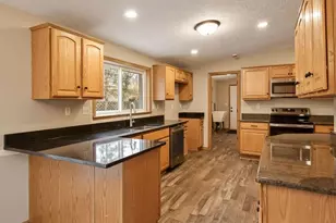 5647 Buttercup Ln, Machesney Park, IL 61115 - Photo 18