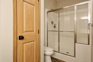 5647 Buttercup Ln, Machesney Park, IL 61115 - Photo 34