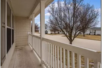 5647 Buttercup Lane, Machesney Park, IL 61115 - Photo 4