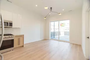 2042 W Irving Park Rd, Chicago, IL 60618 - Photo 6