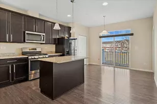 2942 Madison Dr, Naperville, IL 60564 - Photo 6