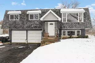 24254 S Burr Rd, Channahon, IL 60410 - Photo 1