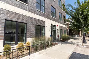 2042 W Irving Park Rd, Chicago, IL 60618 - Photo 14