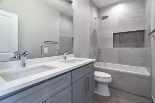 4938 W Medill Ave, Chicago, IL 60639 - Photo 10