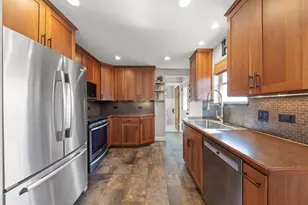 245 N Lombard Ave, Lombard, IL 60148 - Photo 8