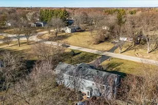 [Address not provided], Saint Charles, IL 60175 - Photo 52