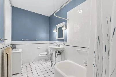 805 Hinman Avenue #1, Evanston, IL 60202 - Photo 8