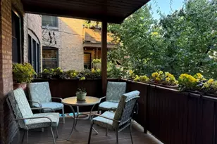 805 Hinman Ave, Evanston, IL 60202 - Photo 16