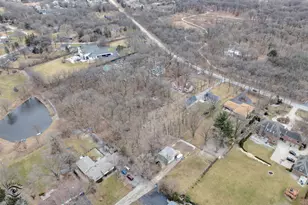 910 Oldfield Rd, Downers Grove, IL 60516 - Photo 34