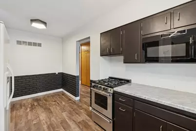 2047 32nd Street, Rock Island, IL 61201 - Photo 10