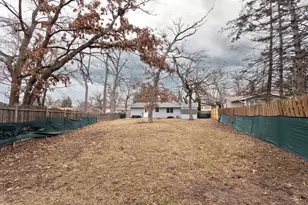 1105 Somerset Mall, McHenry, IL 60050 - Photo 16