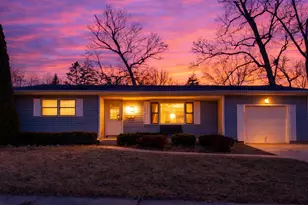 1105 Somerset Mall, McHenry, IL 60050 - Photo 1