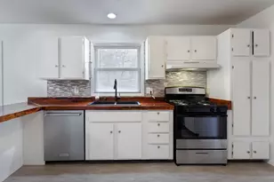 1105 Somerset Mall, McHenry, IL 60050 - Photo 6