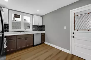 8011 S Dante Ave, Chicago, IL 60619 - Photo 12