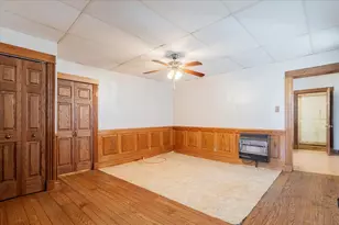 321 E 2nd St, El Paso, IL 61738 - Photo 10