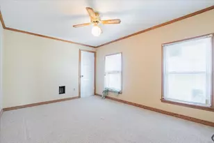 321 E 2nd St, El Paso, IL 61738 - Photo 22
