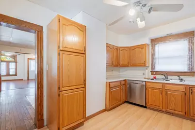 321 E 2nd Street, El Paso, IL 61738 - Photo 14