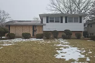 19011 Loretto Ln, Country Club Hills, IL 60478 - Photo 1