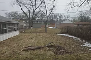 19011 Loretto Ln, Country Club Hills, IL 60478 - Photo 6