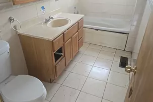 19011 Loretto Ln, Country Club Hills, IL 60478 - Photo 14