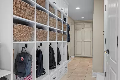 1315 Abington Cambs Drive, Lake Forest, IL 60045 - Photo 18