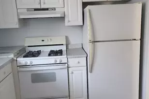 7710 W 66th St, Bedford Park, IL 60501 - Photo 8