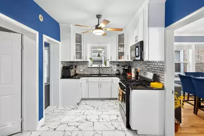 3320 W 60th Place, Chicago, IL 60629 - Photo 10