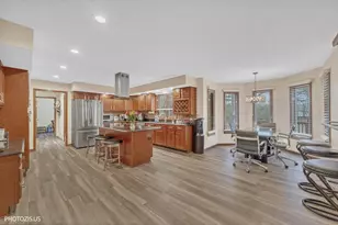 970 Colonial Ct, Lake Zurich, IL 60047 - Photo 16