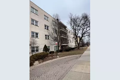 8210 Elmwood Avenue #403, Skokie, IL 60077 - Photo 2