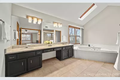 1028 Whitewater Lane, Naperville, IL 60540 - Photo 20