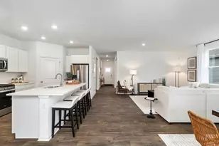 2270 Redwood Trl, Wonder Lake, IL 60097 - Photo 32