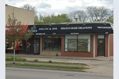 3916 W Touhy Avenue, Lincolnwood, IL 60712 - Photo 1