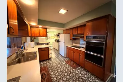 2900 W 100th Place, Evergreen Park, IL 60805 - Photo 4