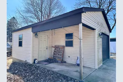 938 E Garden Street, Dekalb, IL 60115 - Photo 14