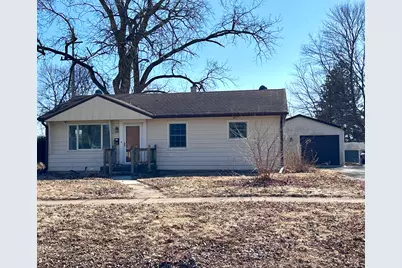 938 E Garden Street, Dekalb, IL 60115 - Photo 2