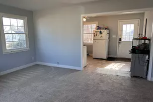 938 E Garden St, Dekalb, IL 60115 - Photo 4